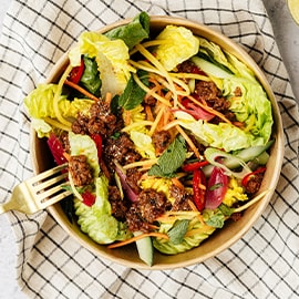 Vegan Thai beef larb salade Vegan Thai beef larb salade